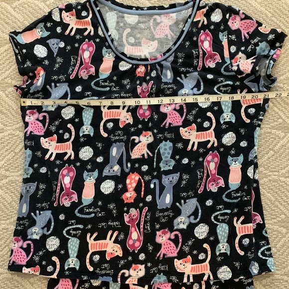 Secret Treasures Cat Capri Pajamas - Picture 3 of 9